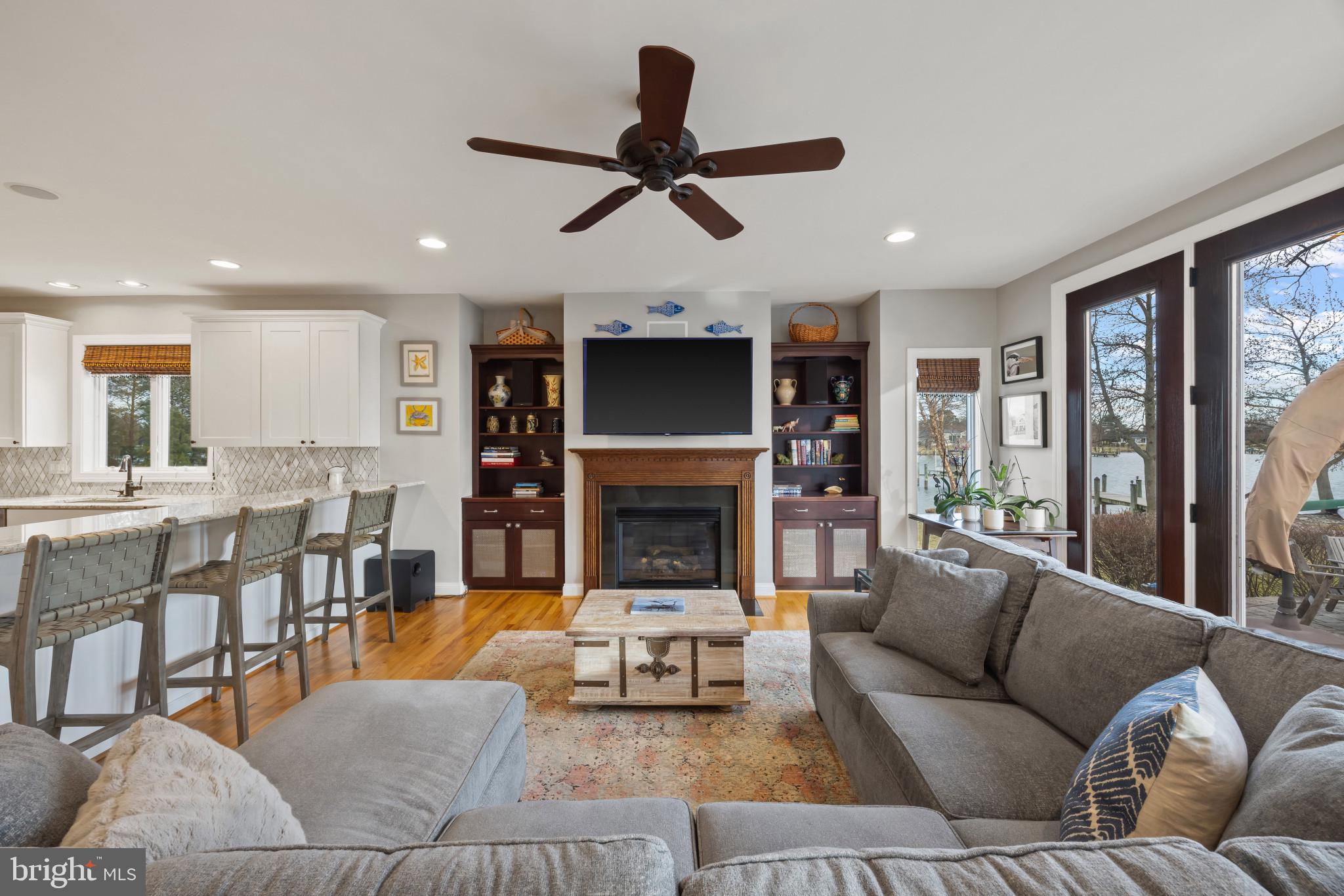 COVE CREEK CLUB - Residential