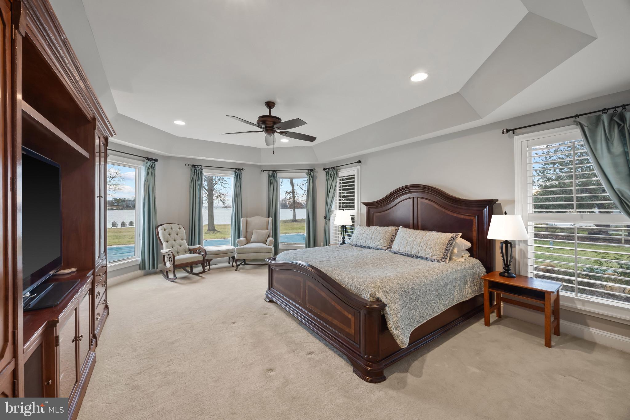 COVE CREEK CLUB - Residential