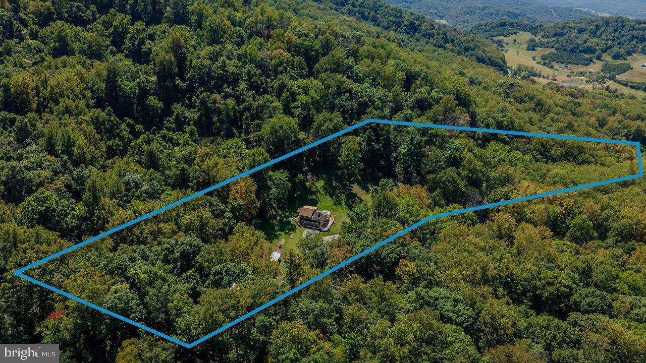 HELMS MOUNTAIN - Residential