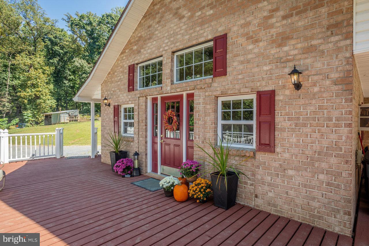 HELMS MOUNTAIN - Residential