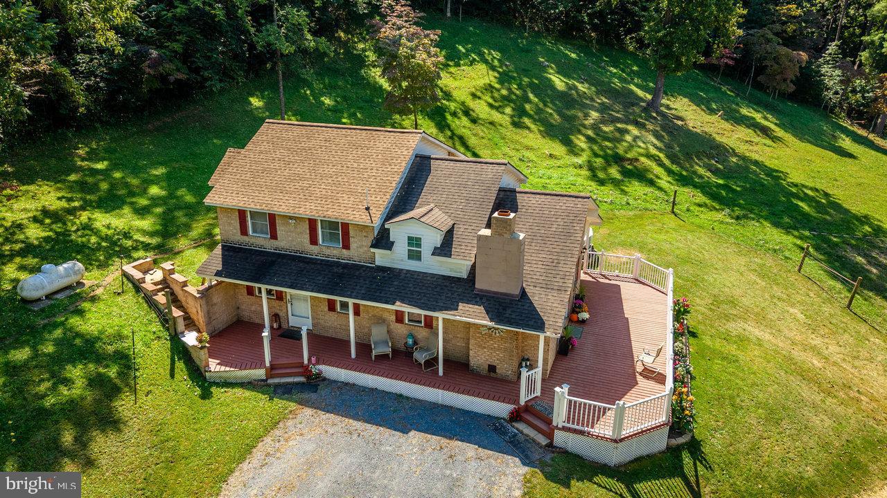 HELMS MOUNTAIN - Residential