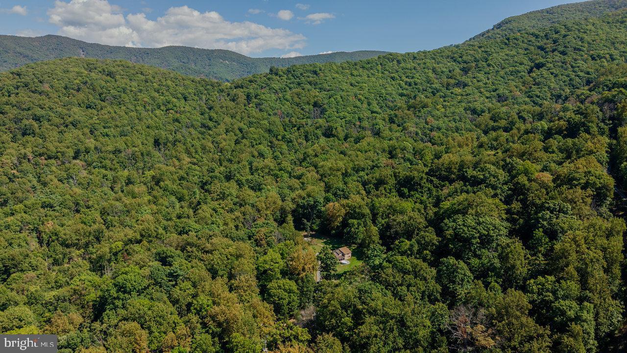 HELMS MOUNTAIN - Residential