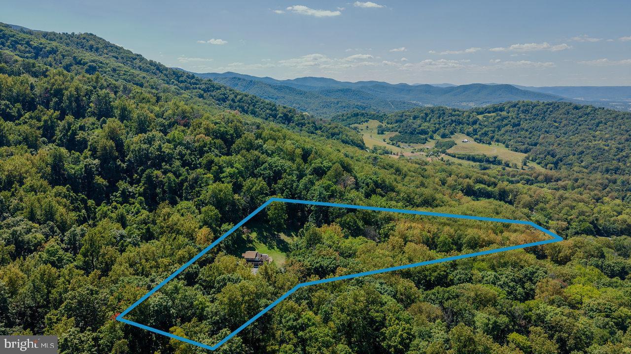 HELMS MOUNTAIN - Residential