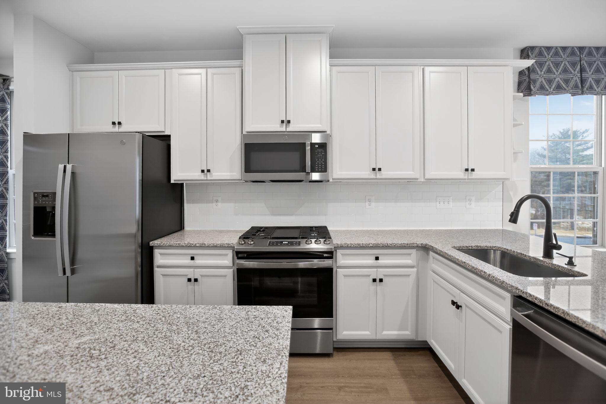 MONTGOMERY VILLAGE - Residential