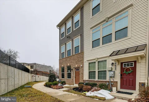 9430 Oak Grove Lane, Montgomery Village, MD MLS: MDMC2218226