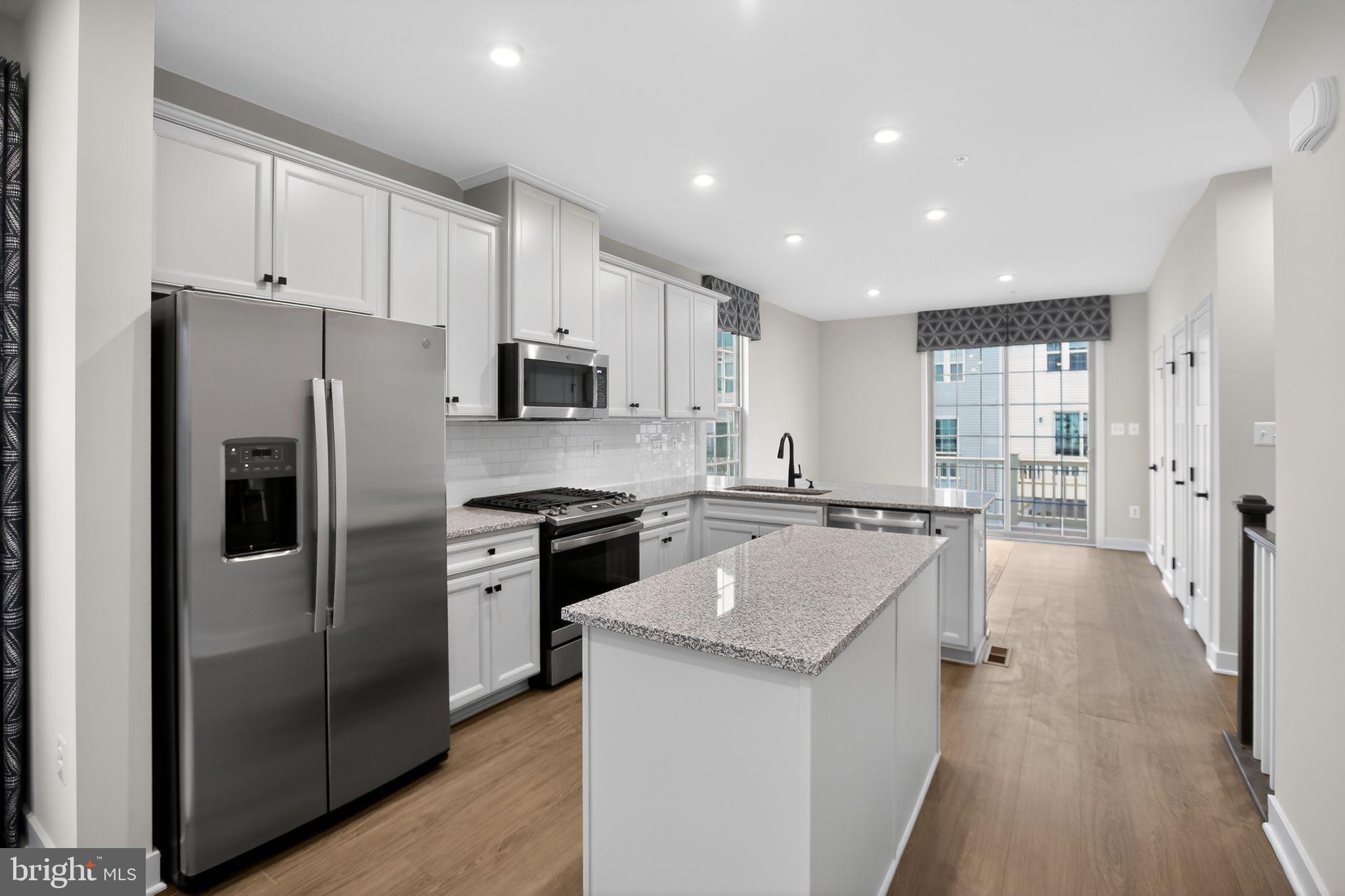 MONTGOMERY VILLAGE - Residential