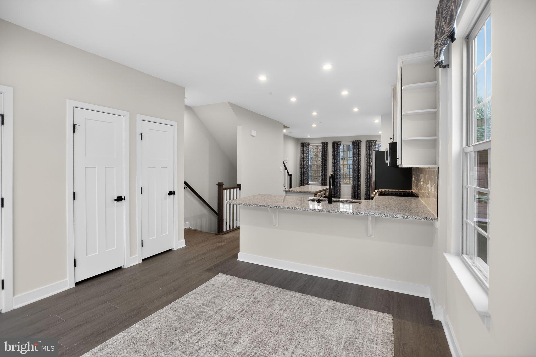 MONTGOMERY VILLAGE - Residential