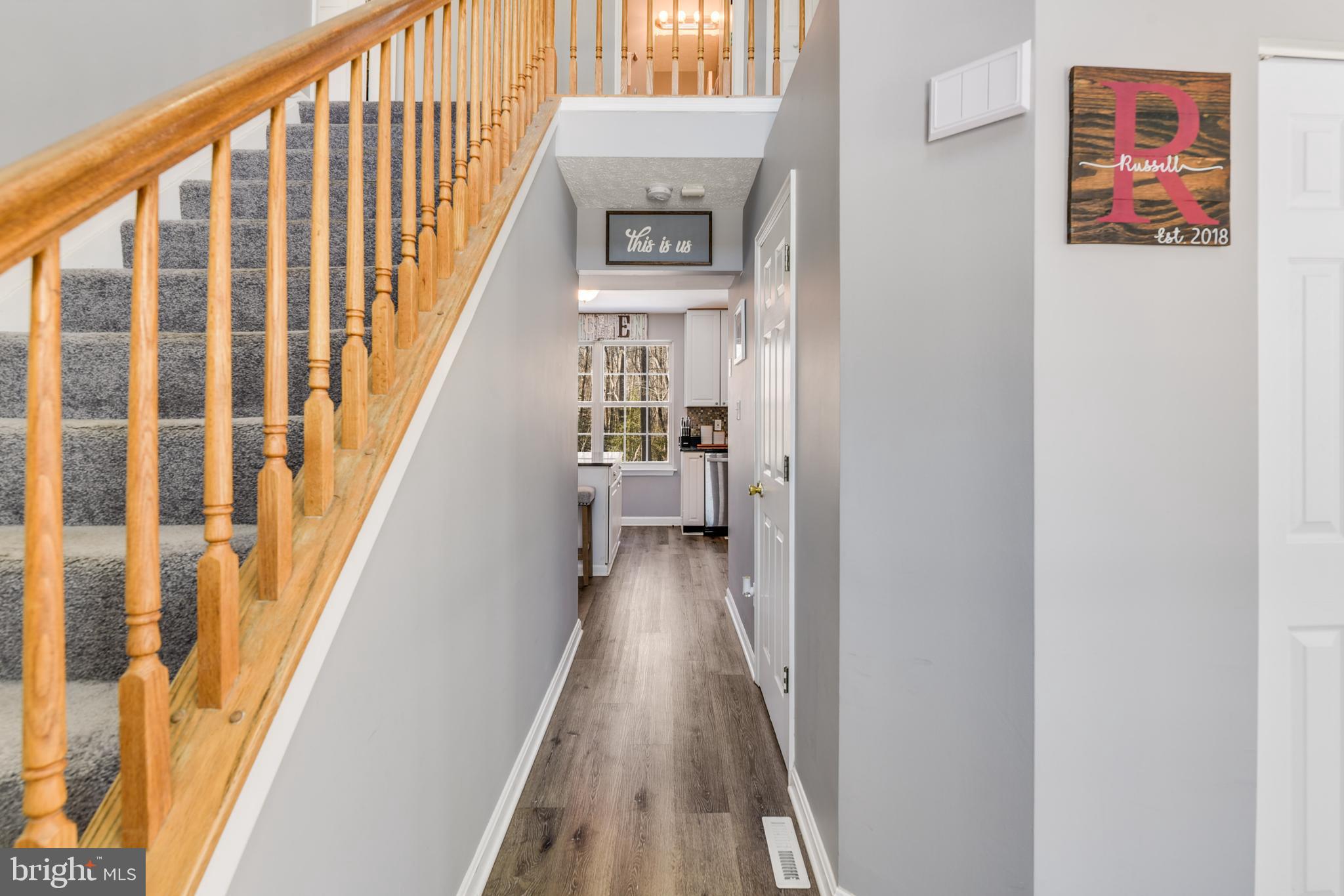 8122 MOUNTAIN VIEW CIRCLE