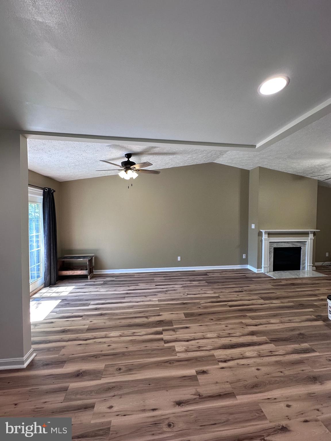 HEARDS ESTATES - Residential Lease