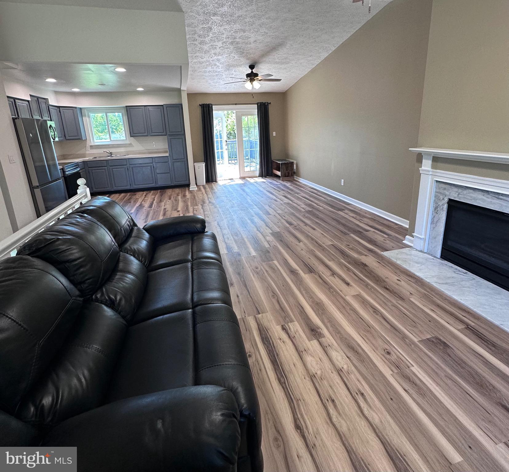 HEARDS ESTATES - Residential Lease