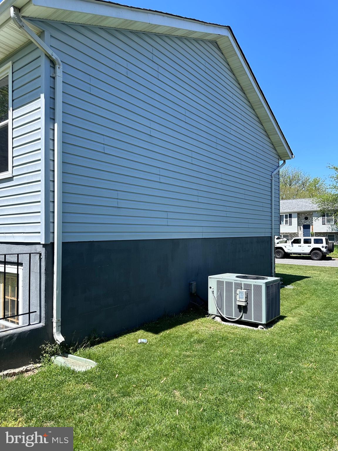 HEARDS ESTATES - Residential Lease