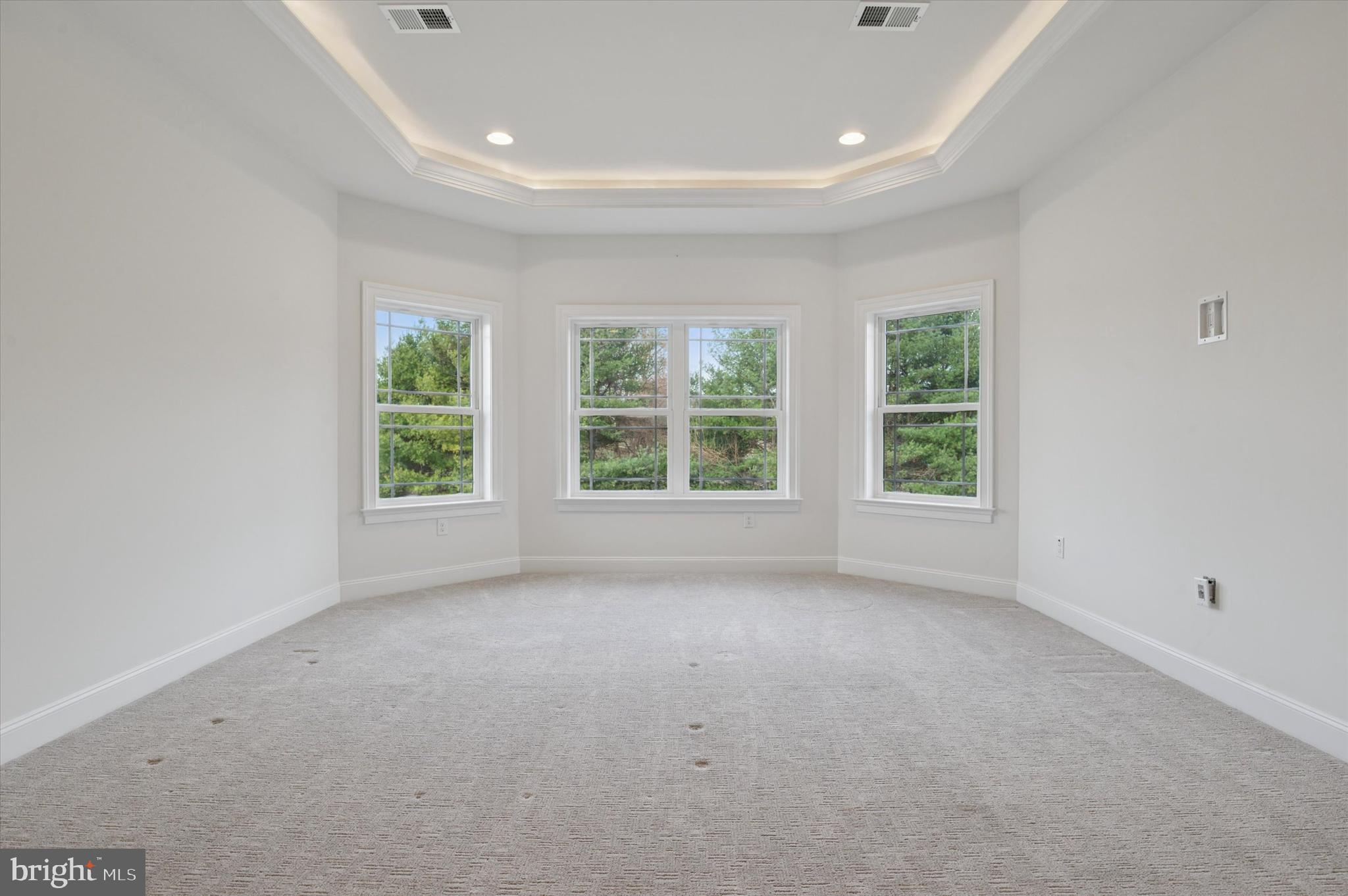 LEXINGTON POINTE - Residential