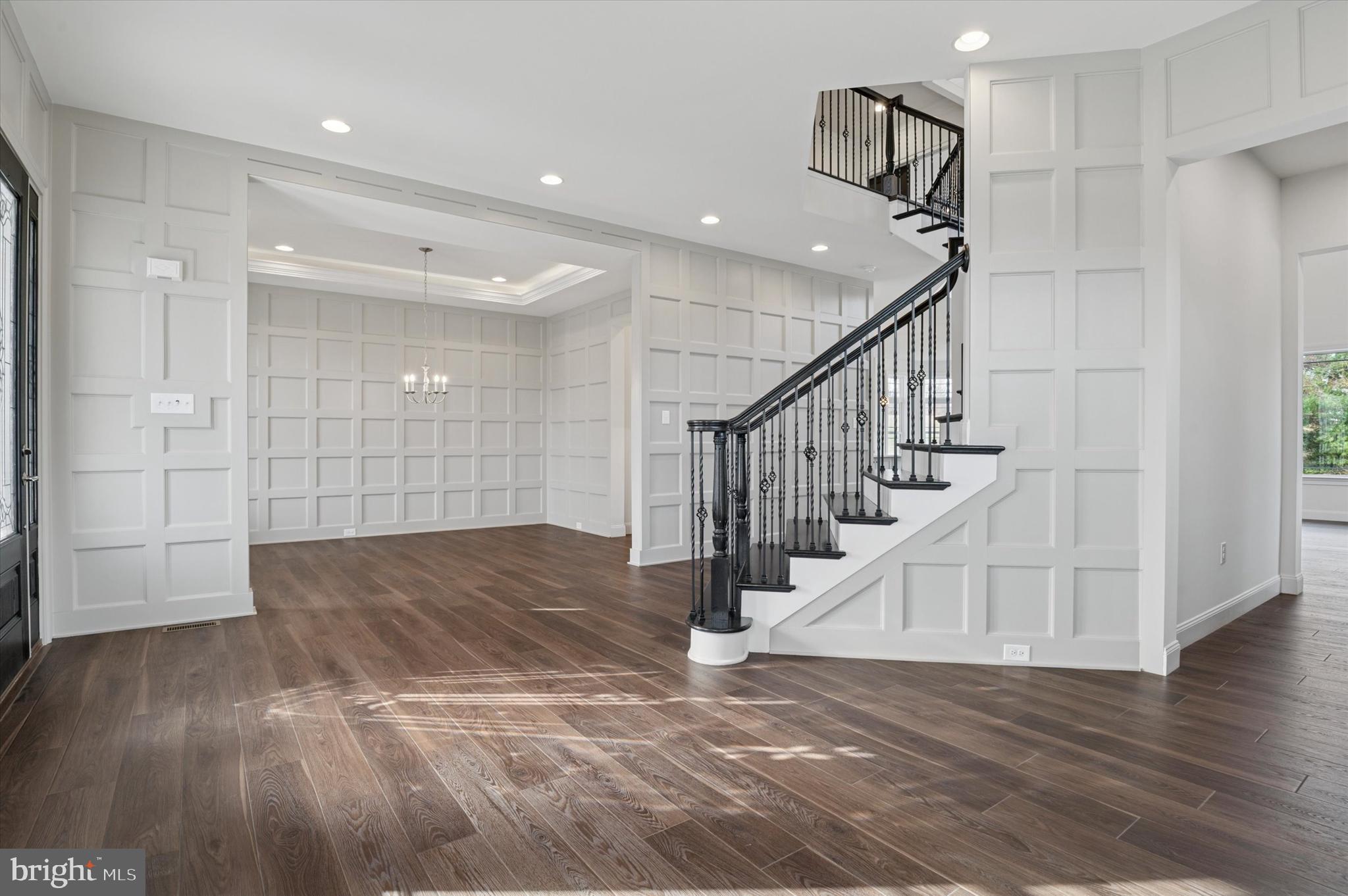 LEXINGTON POINTE - Residential