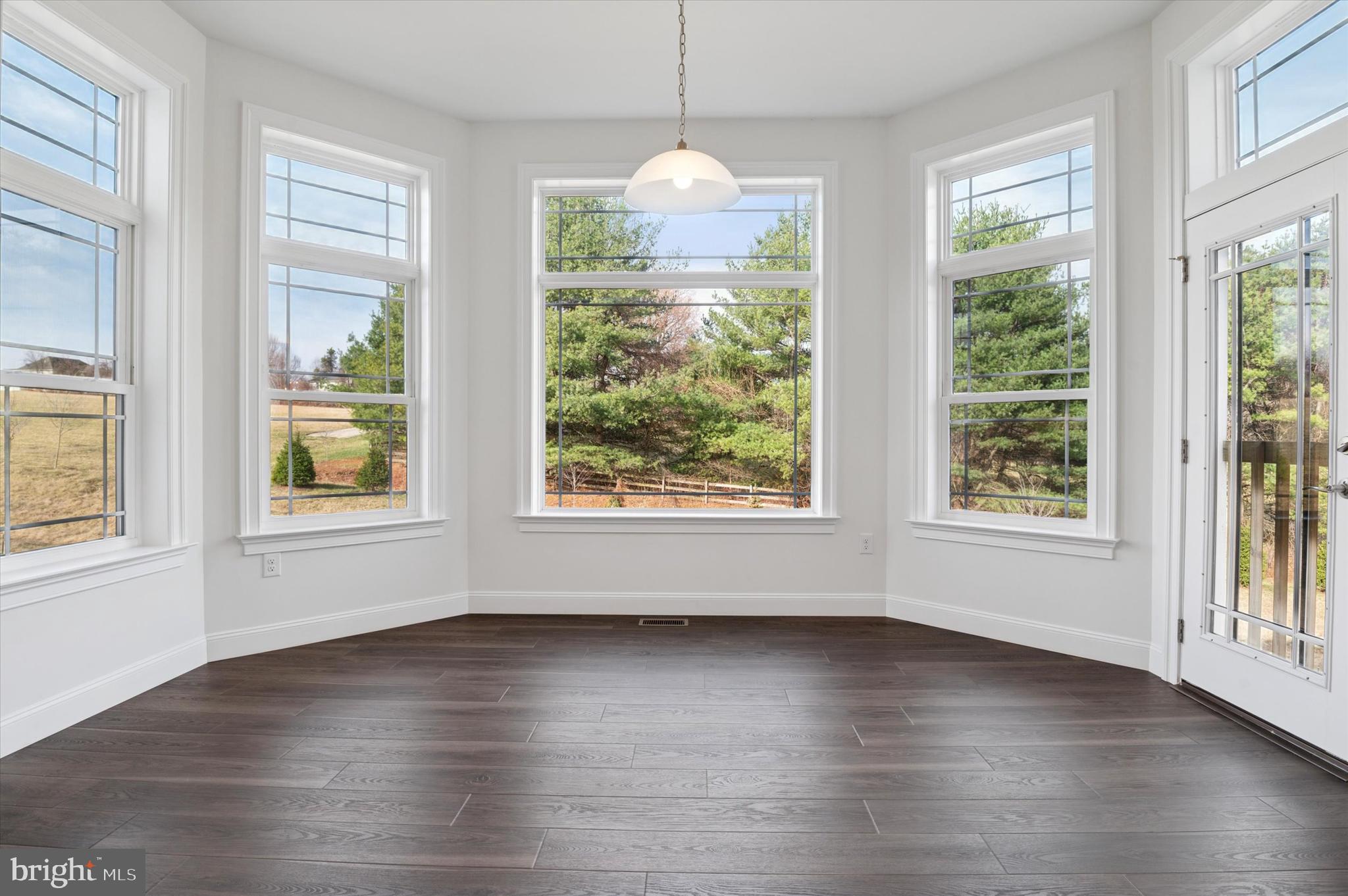 LEXINGTON POINTE - Residential