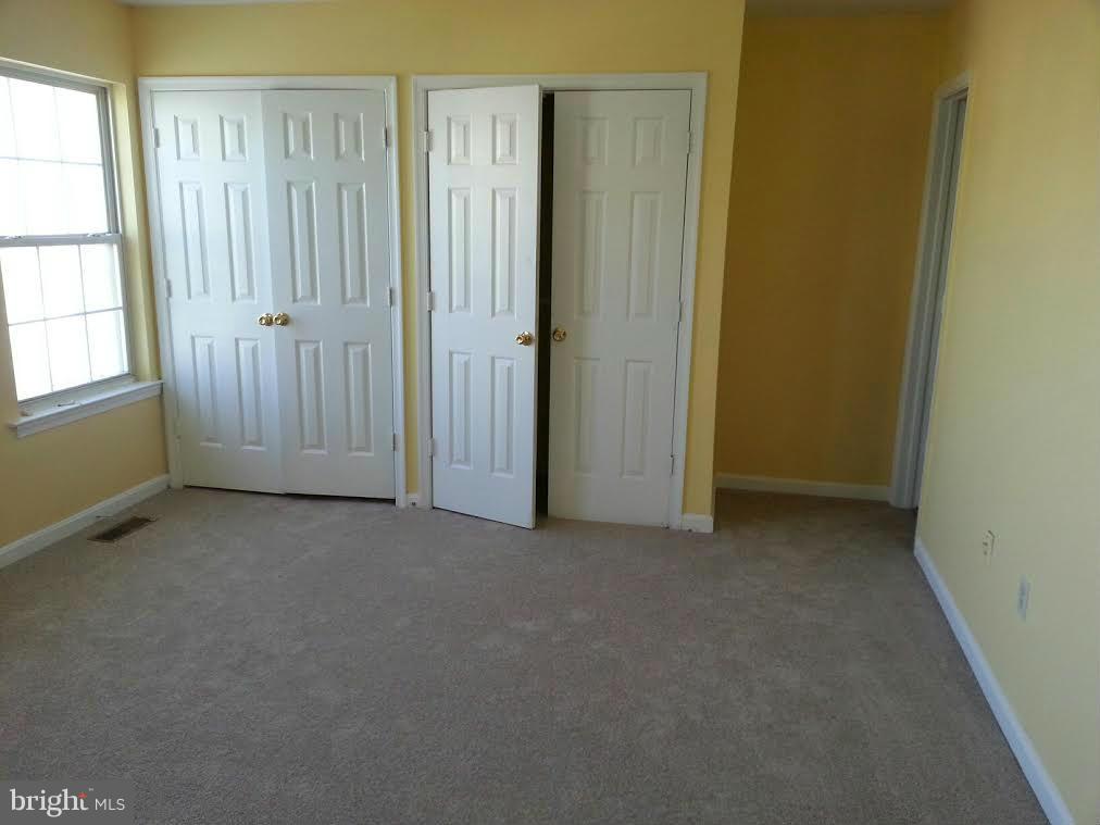 APPLEGATE CONDO - Residential