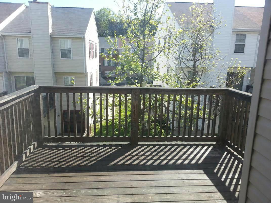 APPLEGATE CONDO - Residential