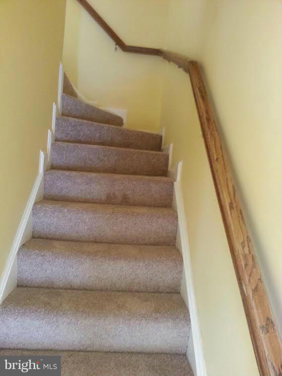 APPLEGATE CONDO - Residential