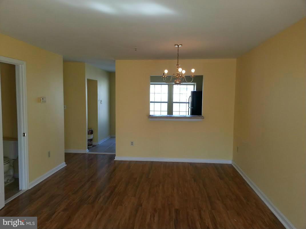 APPLEGATE CONDO - Residential