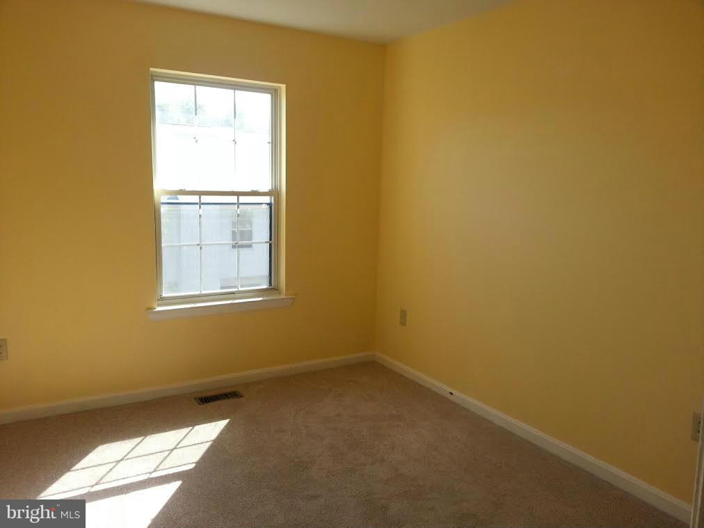 APPLEGATE CONDO - Residential