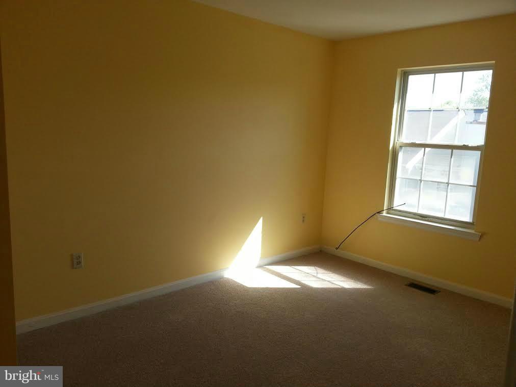 APPLEGATE CONDO - Residential