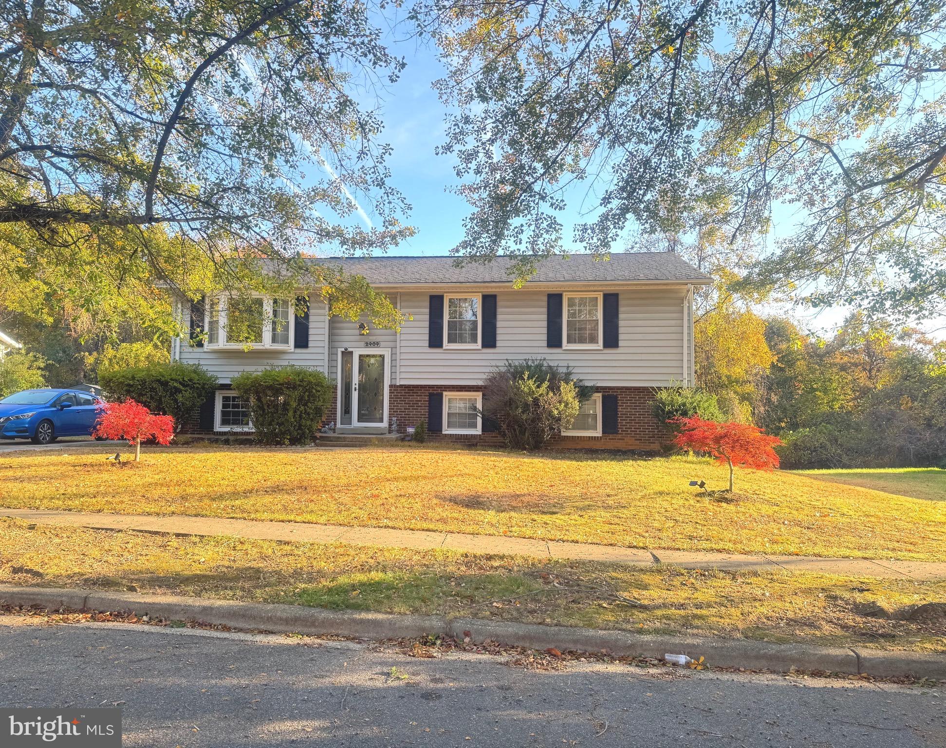 2404 OLD FORT HILLS DRIVE