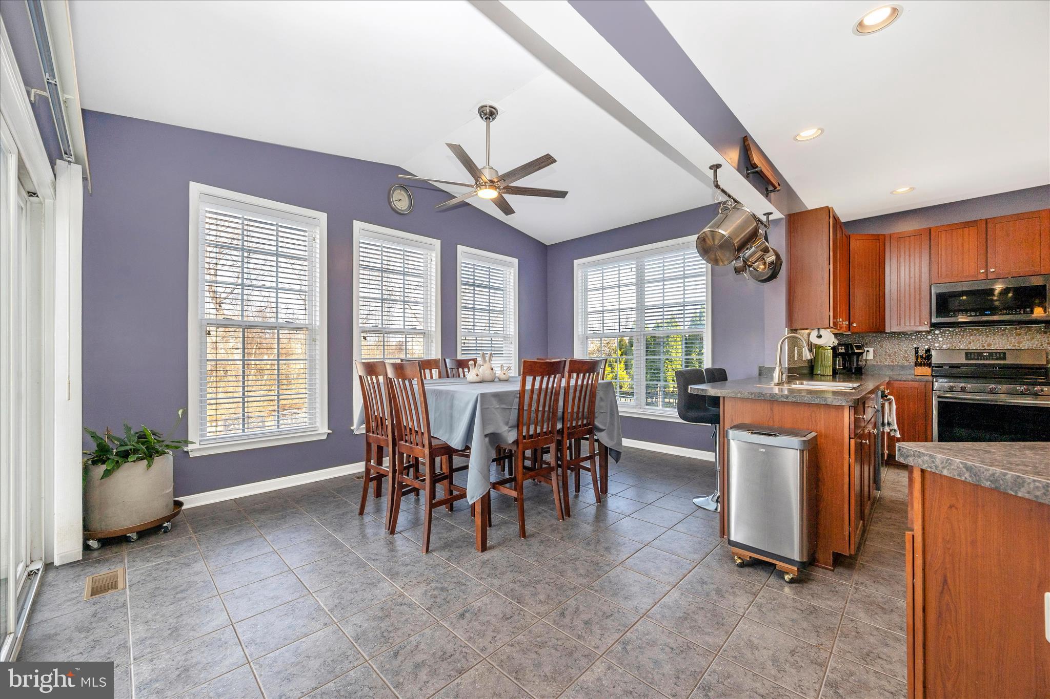 CANAL RUN - Residential