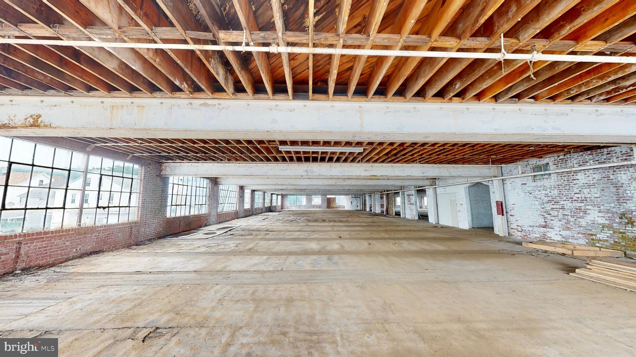 0 OAK & BROAD MOUNTAIN AVE