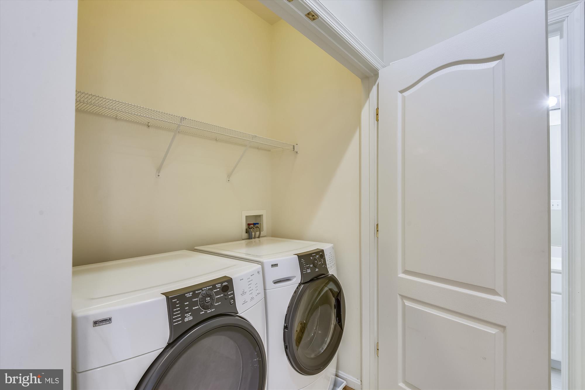 BROADLANDS SOUTH - Residential