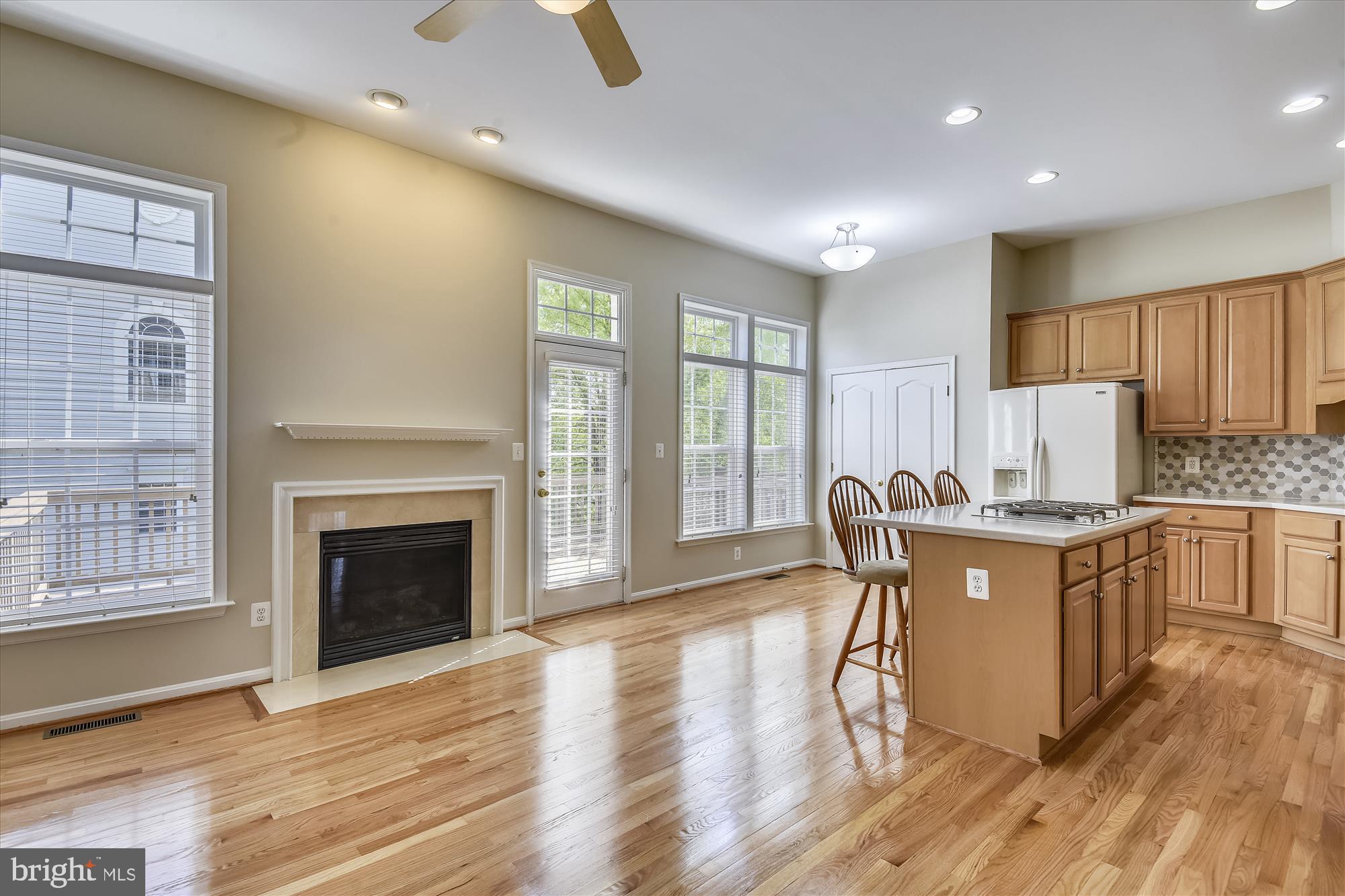 BROADLANDS SOUTH - Residential