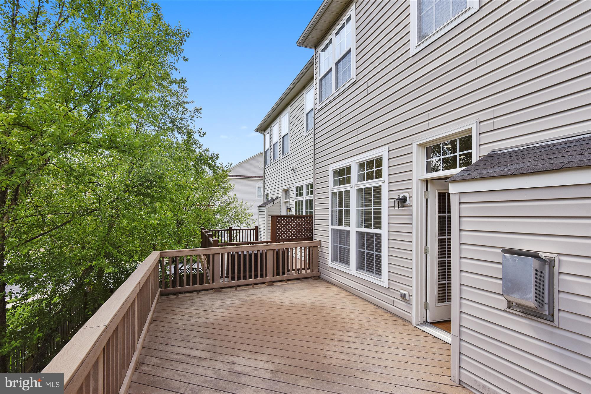 BROADLANDS SOUTH - Residential