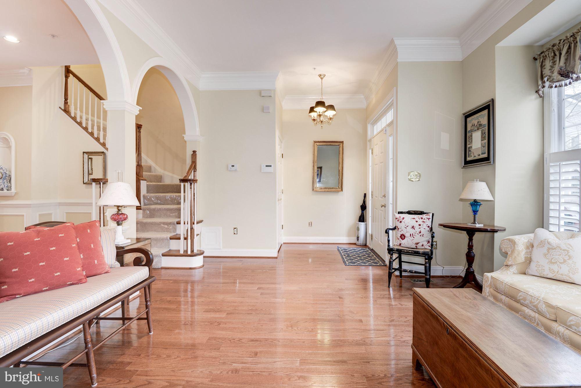 KENTLANDS MIDTOWN - Residential