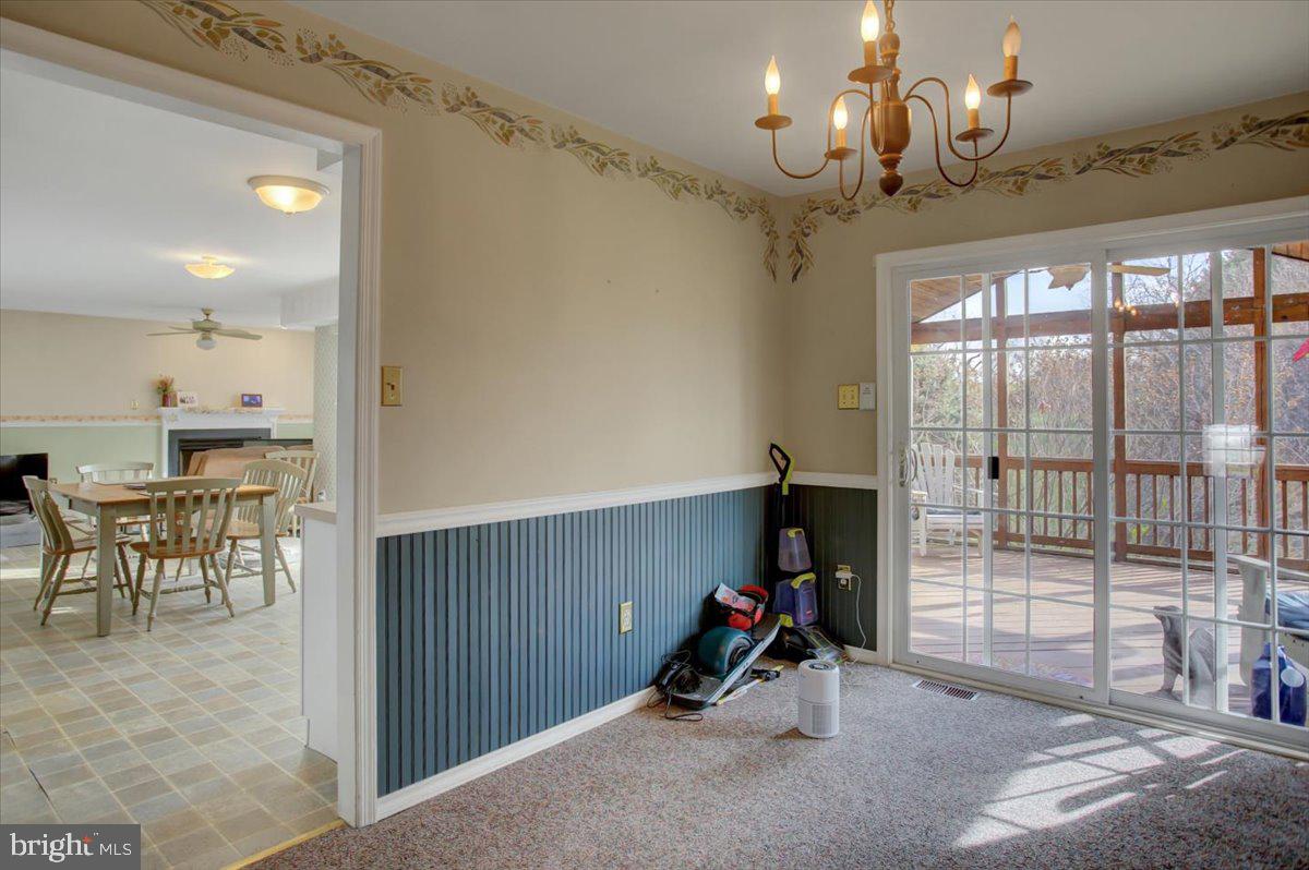 LARASH MANOR - Residential