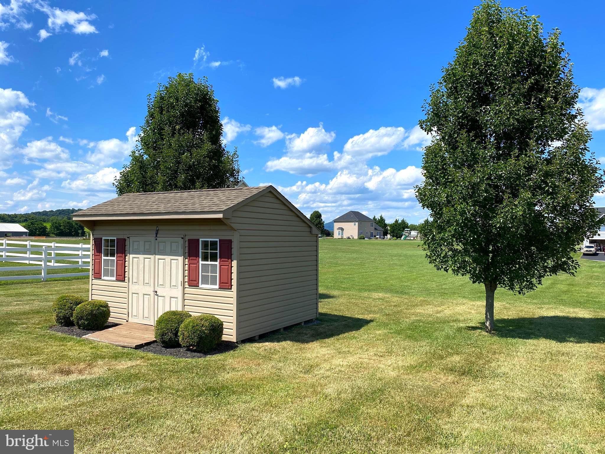 NORTH RIDGE - Residential