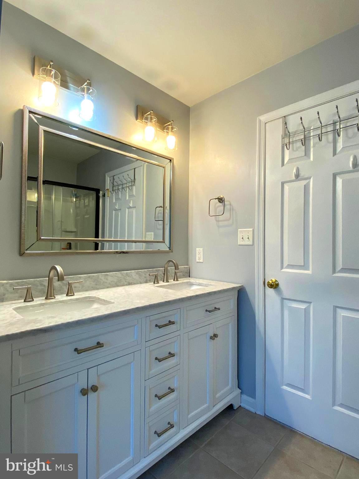 NORTH RIDGE - Residential