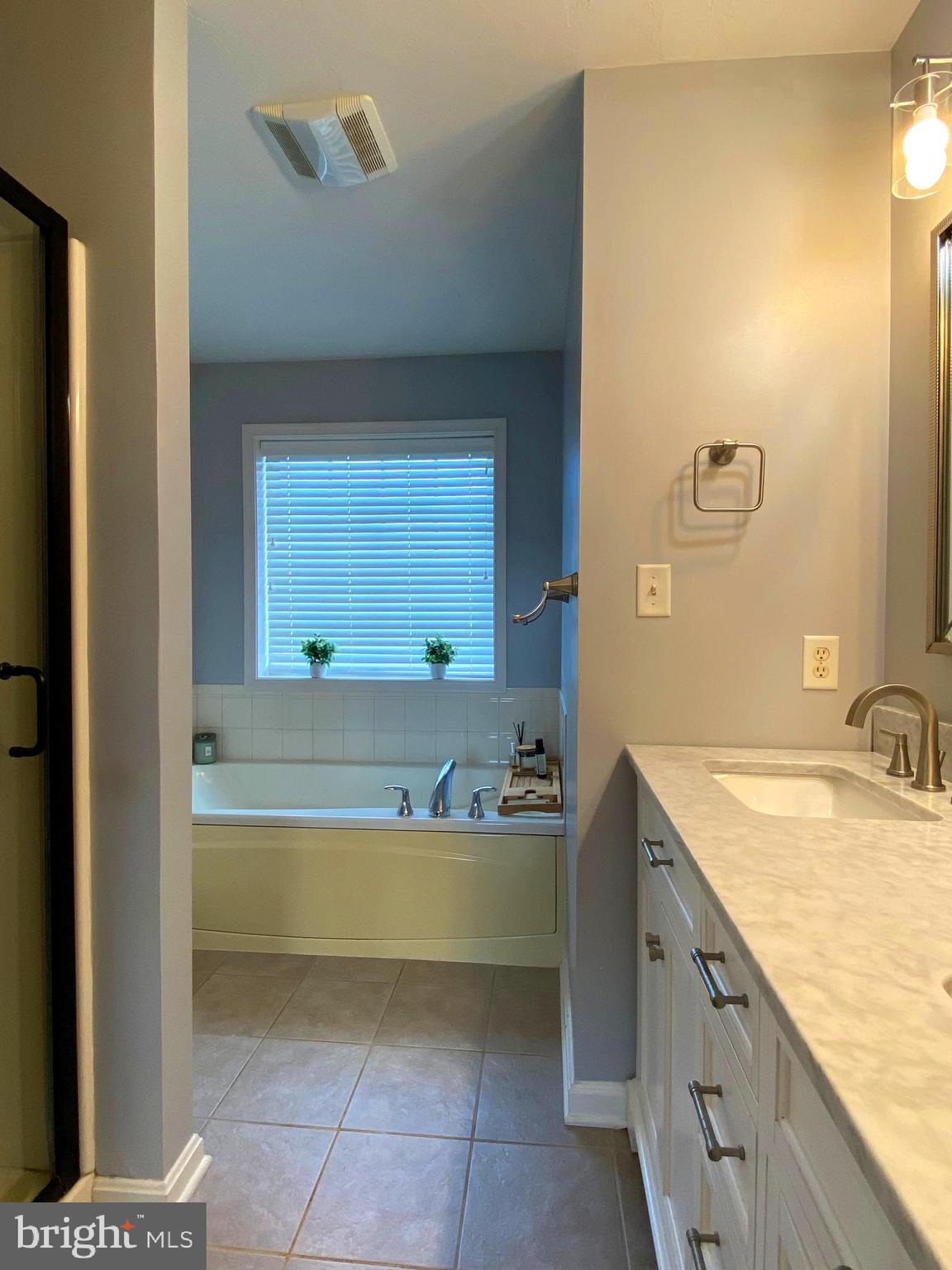 NORTH RIDGE - Residential