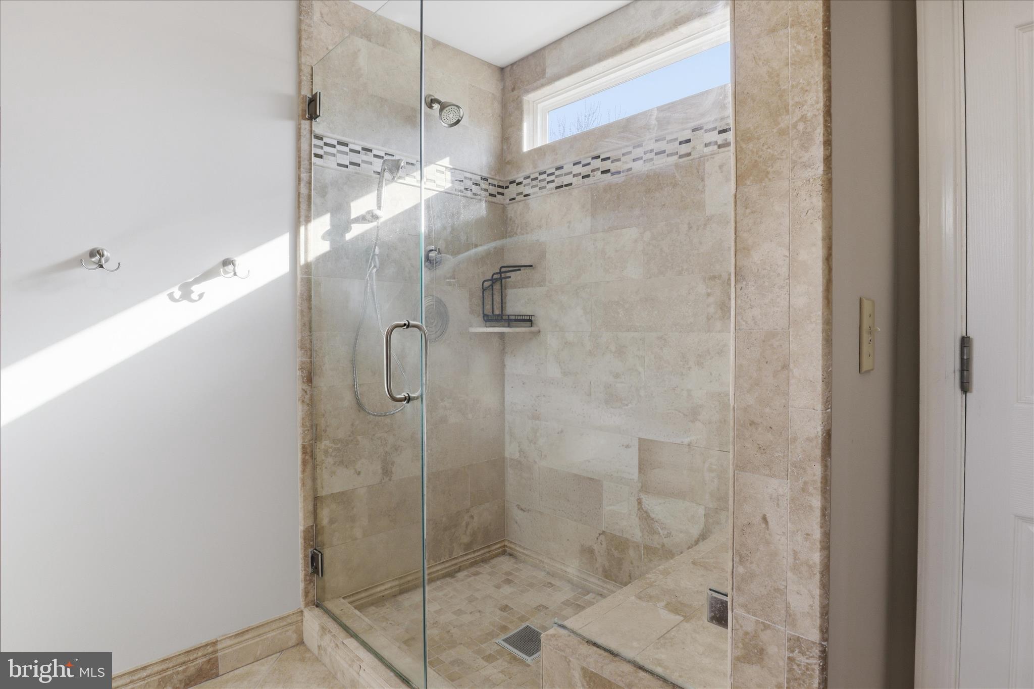 BROADLANDS - Residential