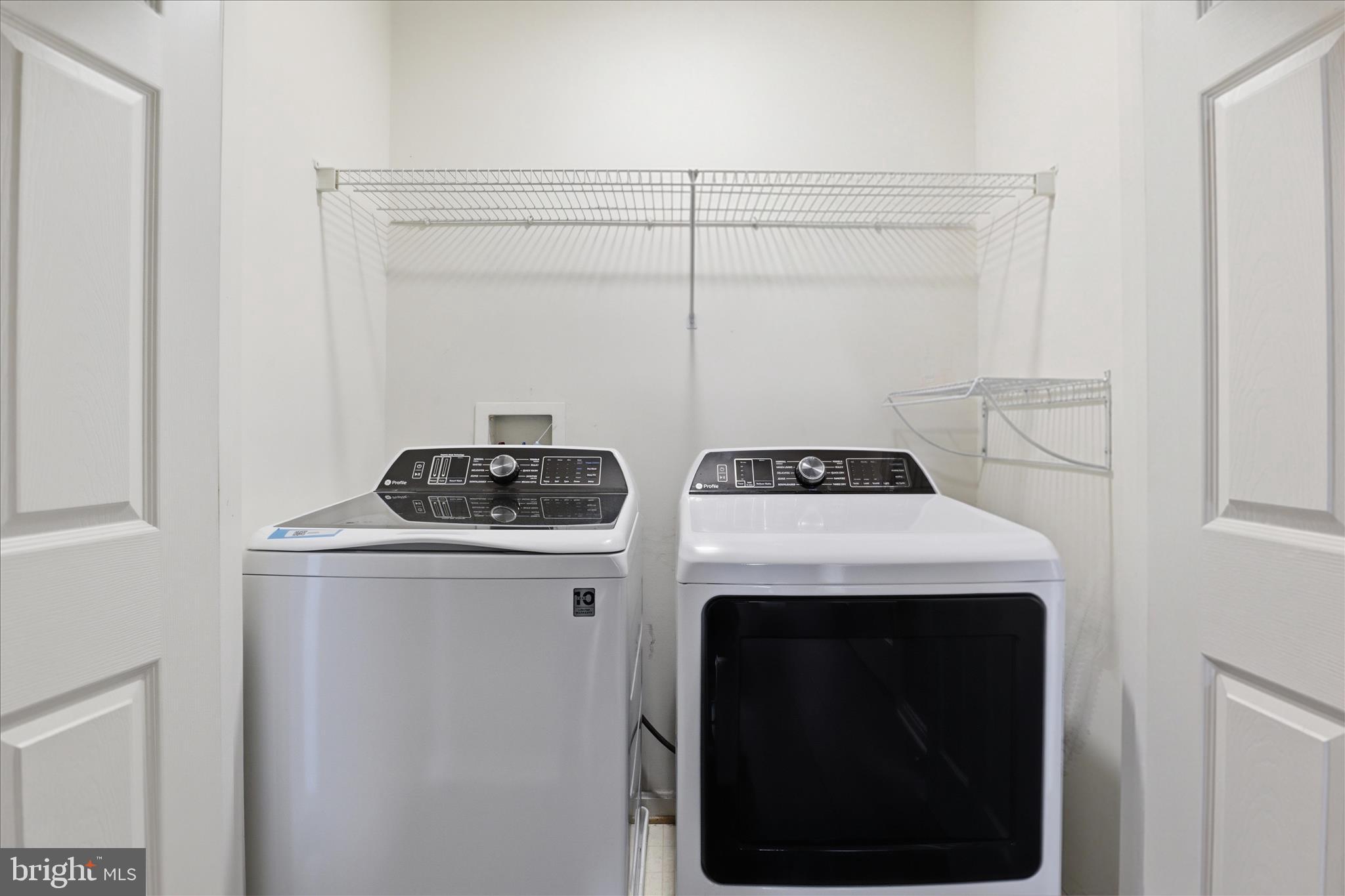 BROADLANDS - Residential