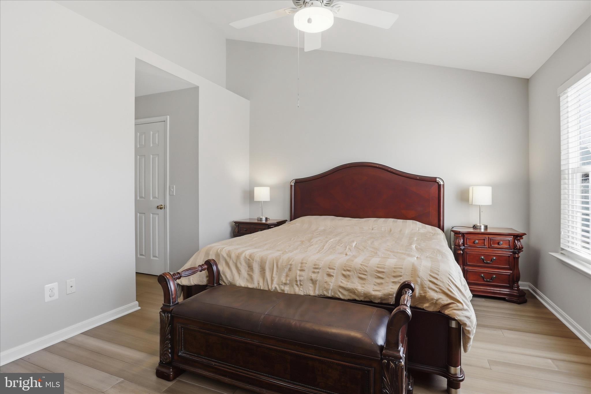 BROADLANDS - Residential