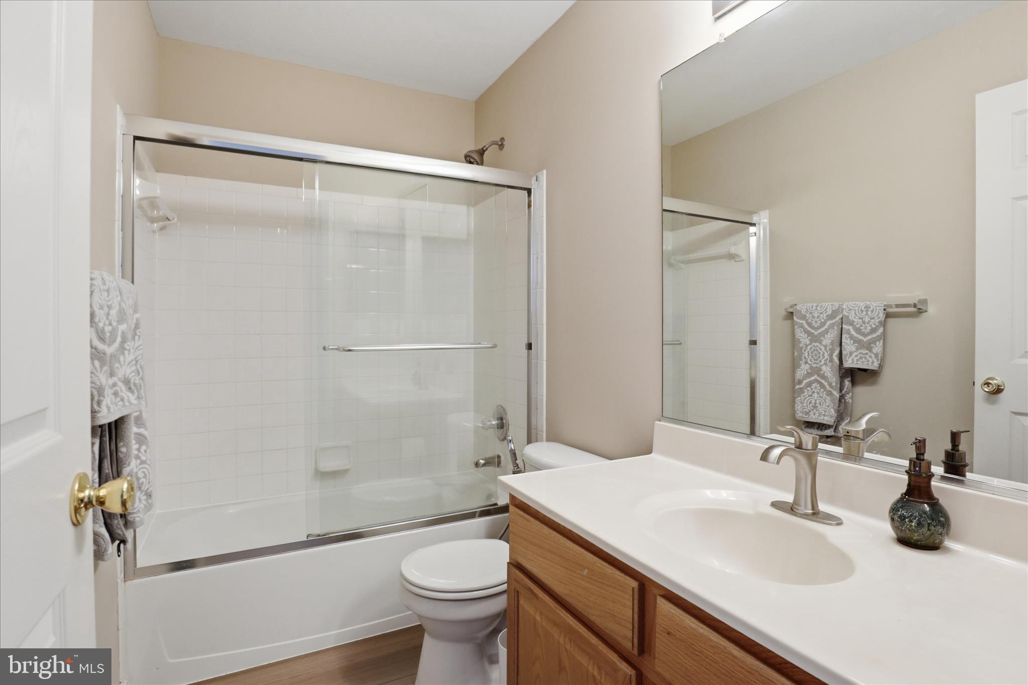 BROADLANDS - Residential