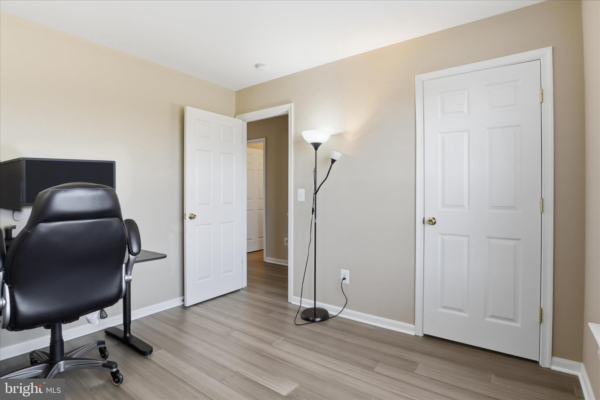 BROADLANDS - Residential