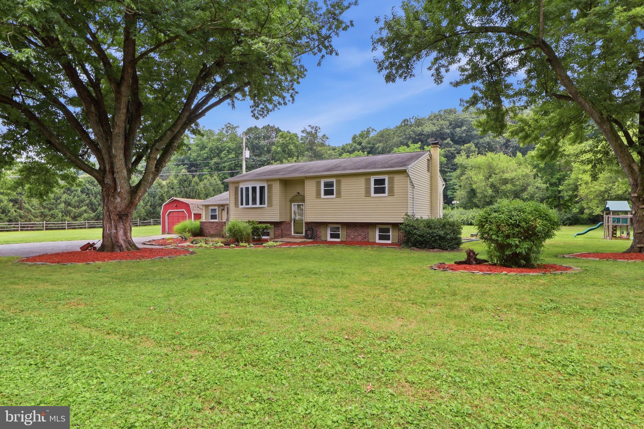 1123 YORK ROAD