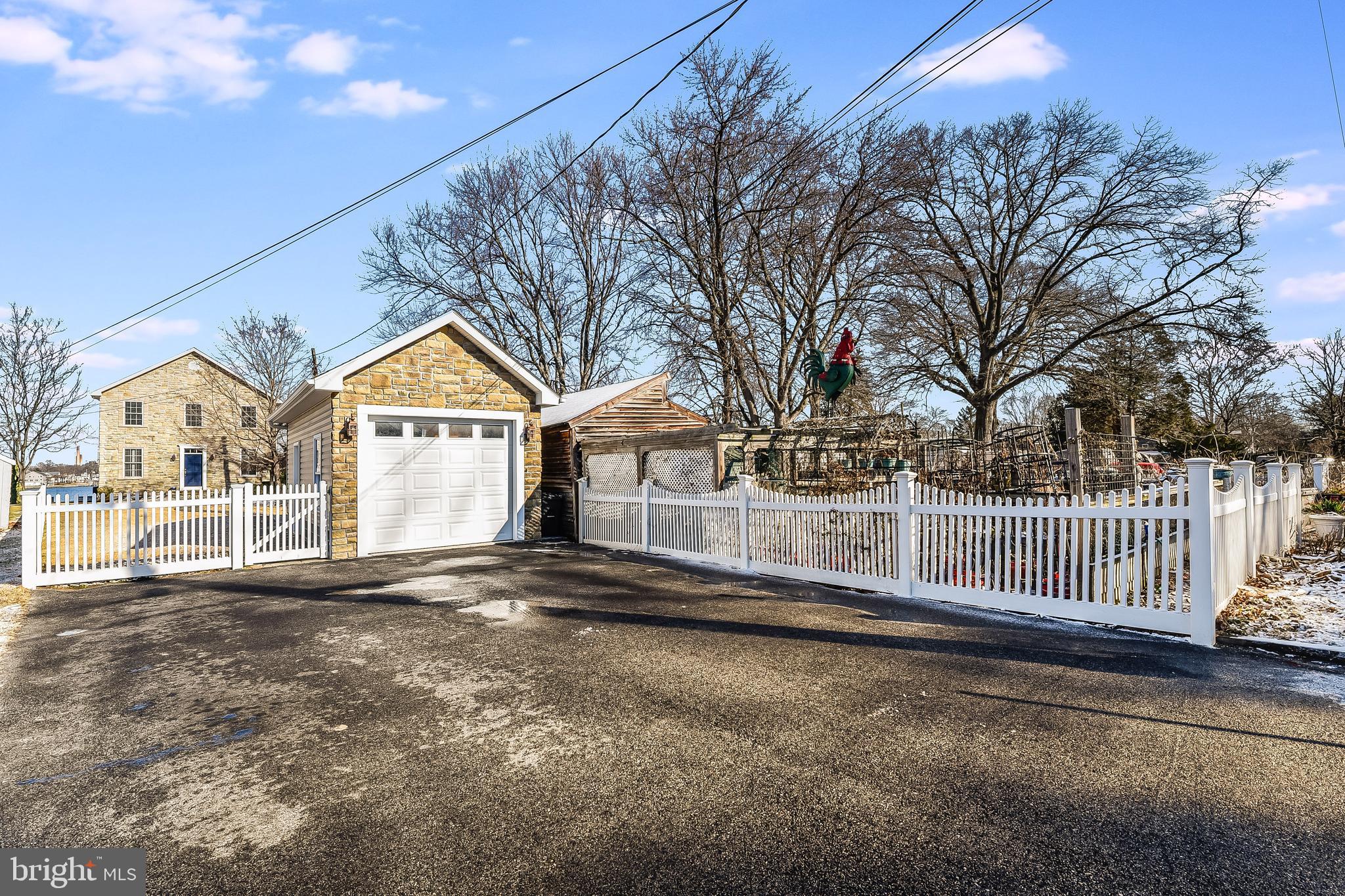 MOUNT PLEASANT BEACH - Residential