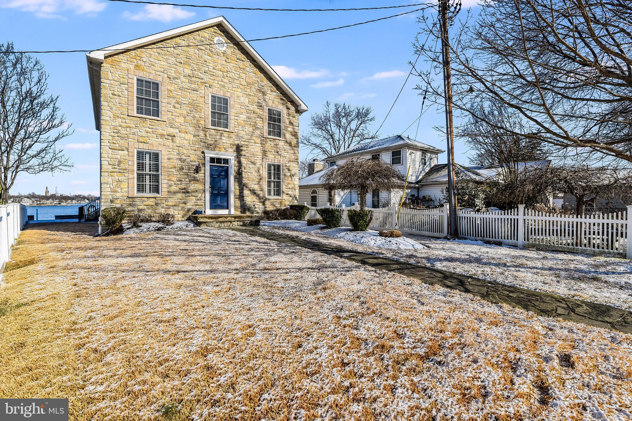 MOUNT PLEASANT BEACH - Residential