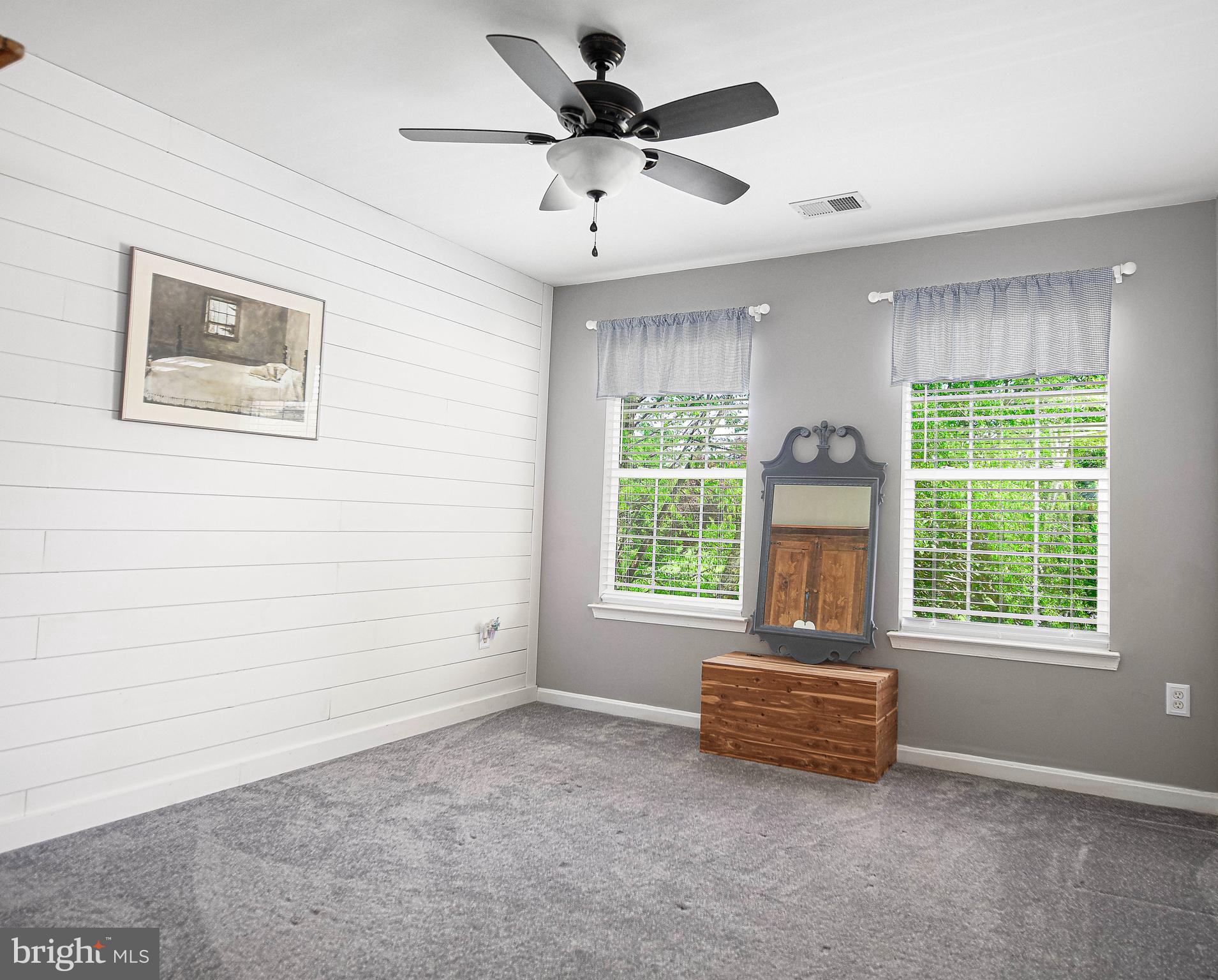 CENTENNIAL OAKS - Residential