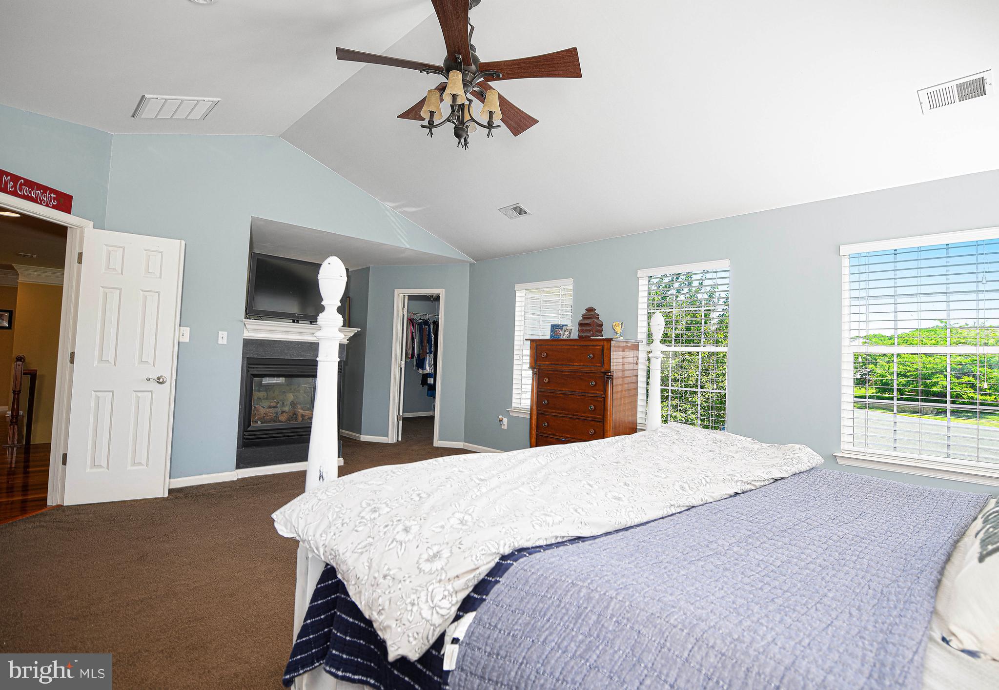 CENTENNIAL OAKS - Residential