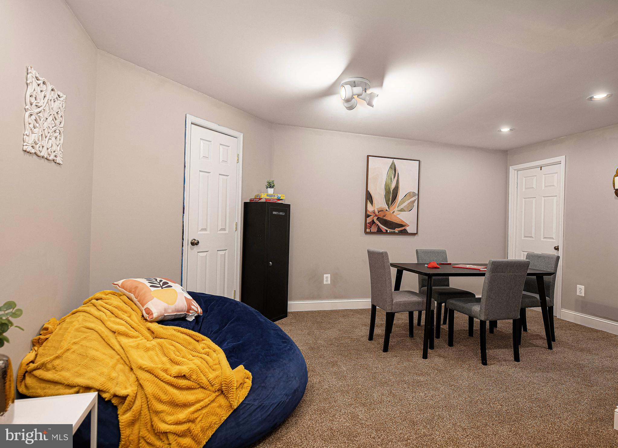 CENTENNIAL OAKS - Residential