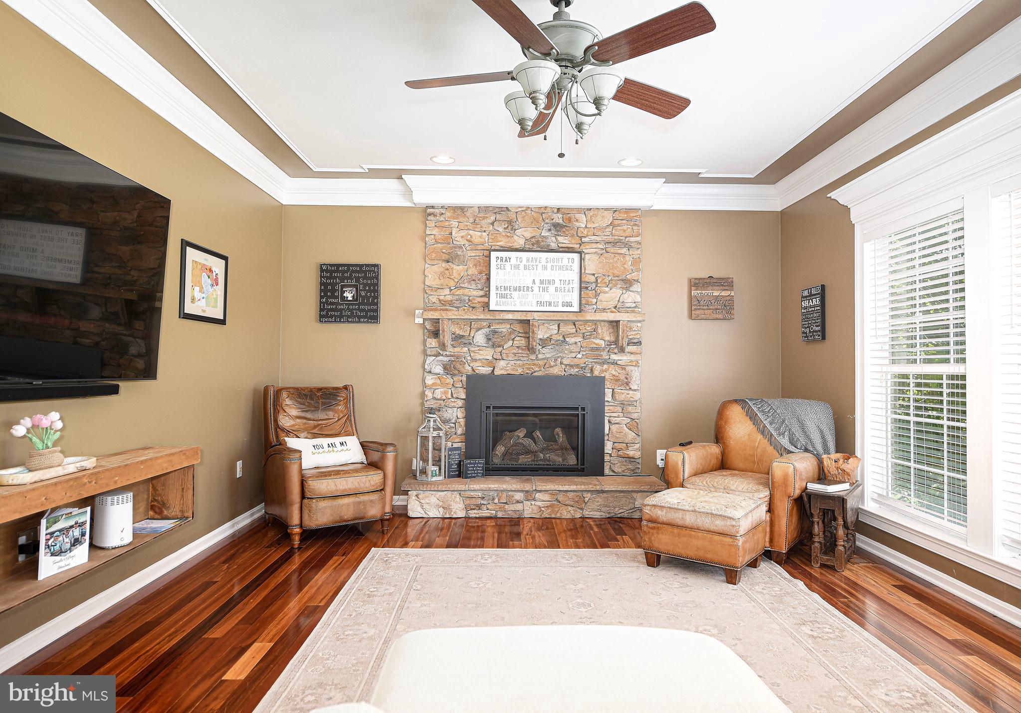 CENTENNIAL OAKS - Residential