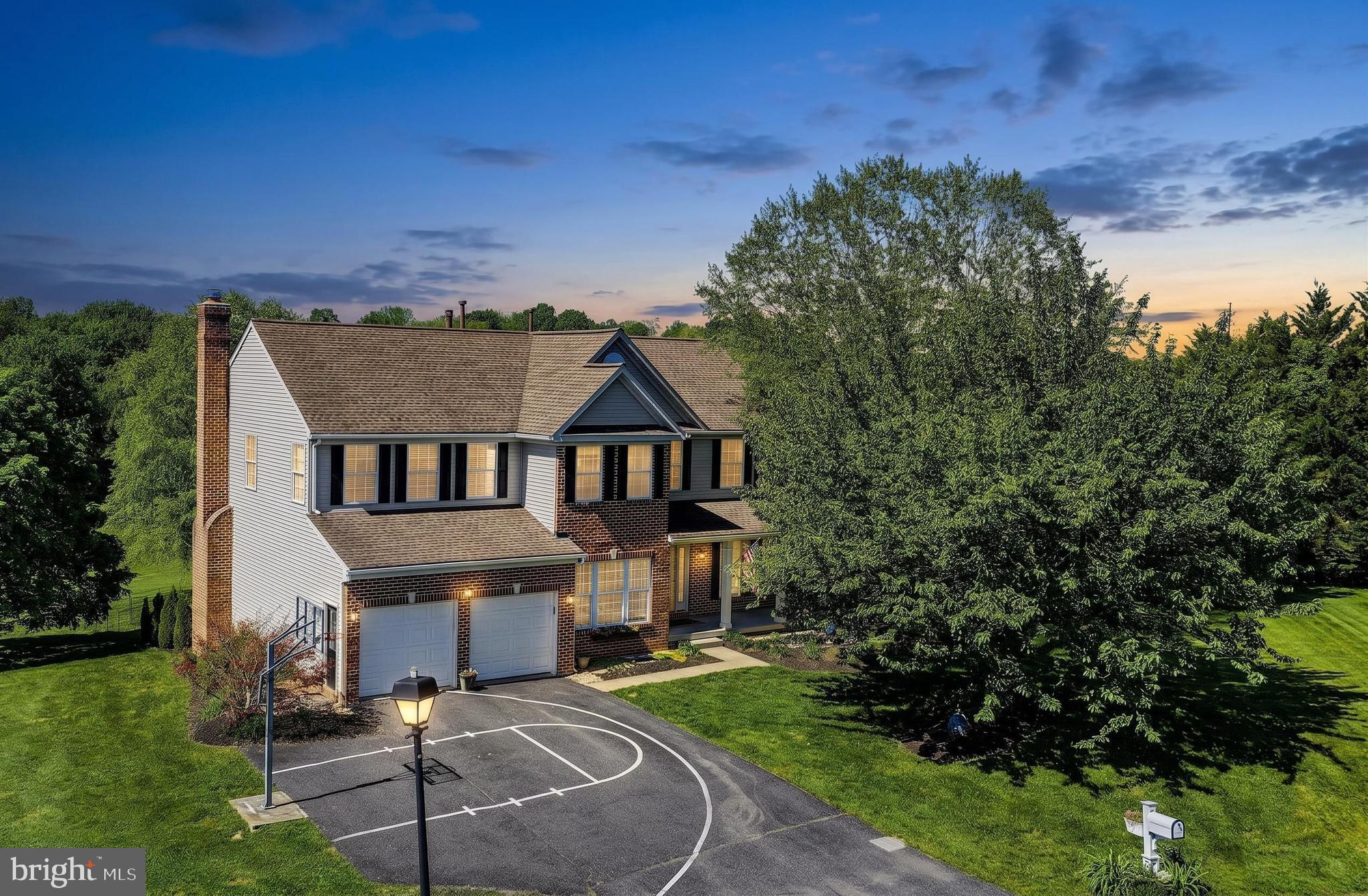 CENTENNIAL OAKS - Residential