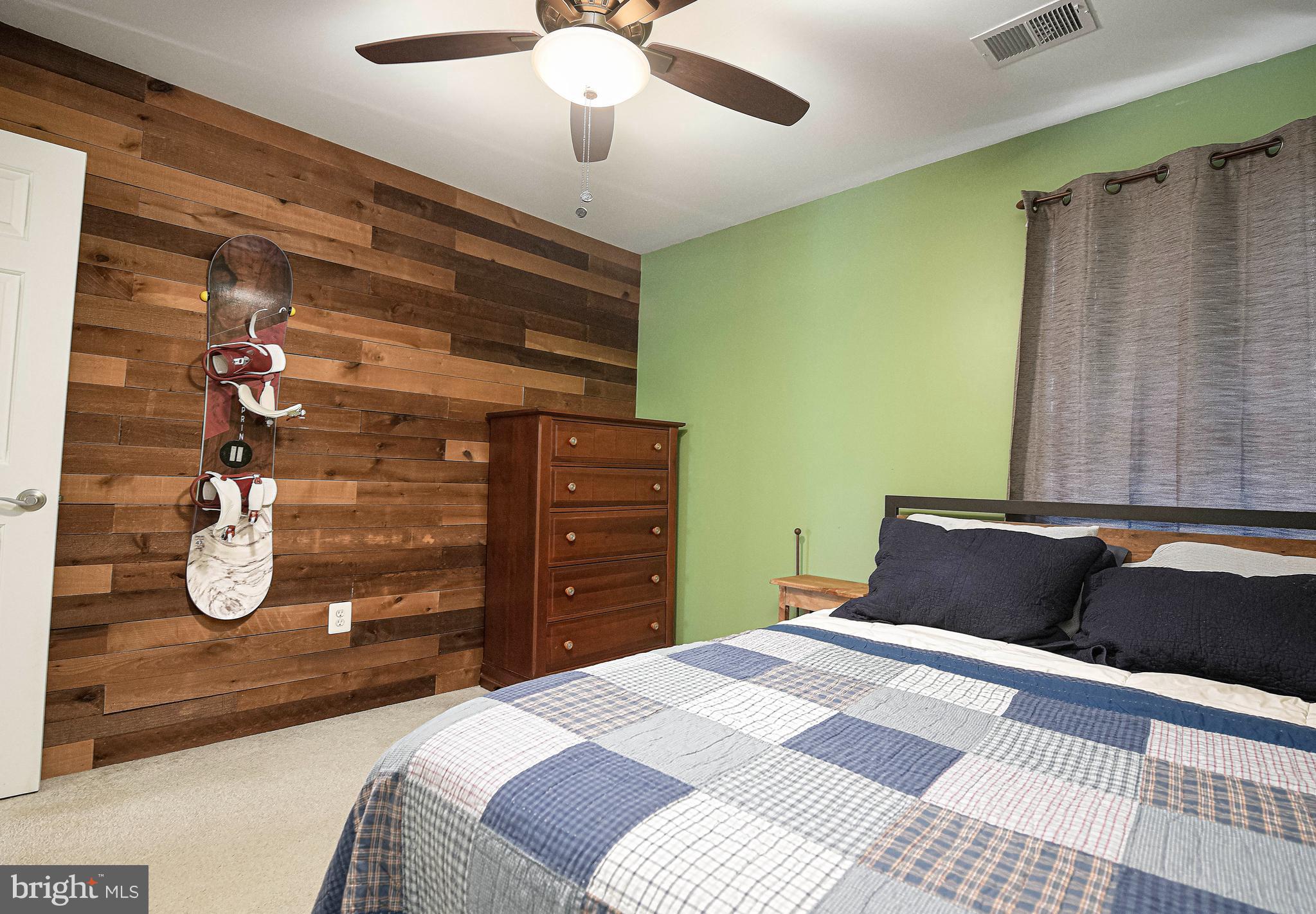 CENTENNIAL OAKS - Residential