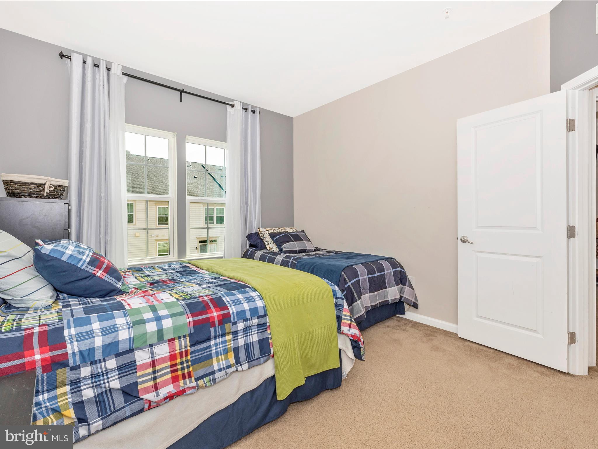 LINTON AT BALLENGER - Residential